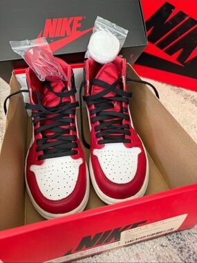 Nike Air Jordan 1 Retro High OG Satin Red / Satin Snake Chicago Women’s Size 8